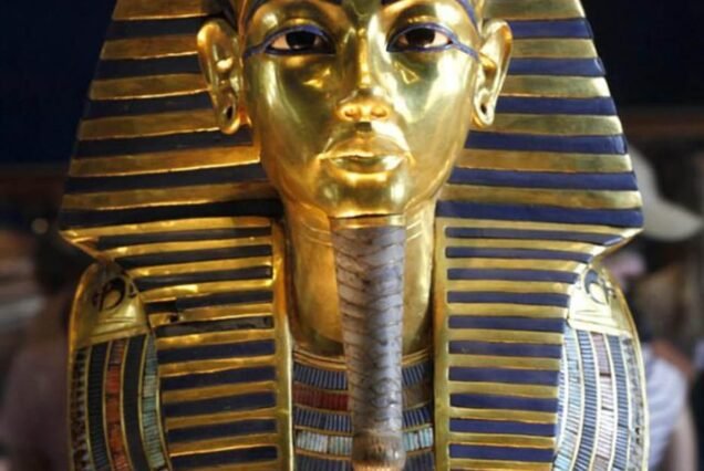 Tutankhamun treasures GEM - Exclusive Cairo and GEM tour highlights