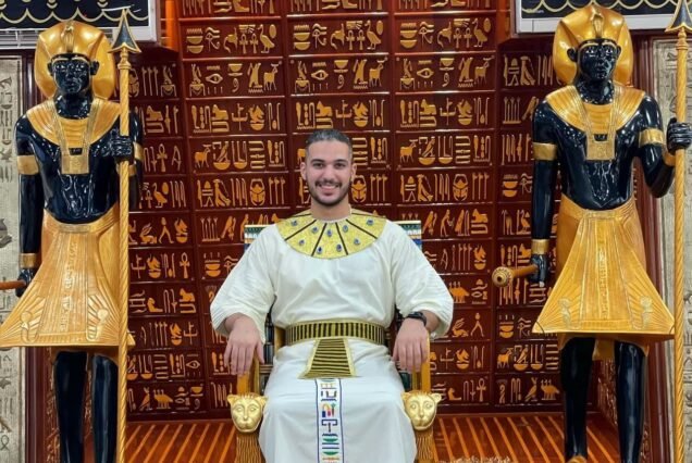 Unique Pharaonic costume photoshoot experience on the Nefertari boat trip